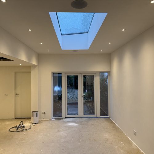 nieuwe spot verlichting in de woonkamer.